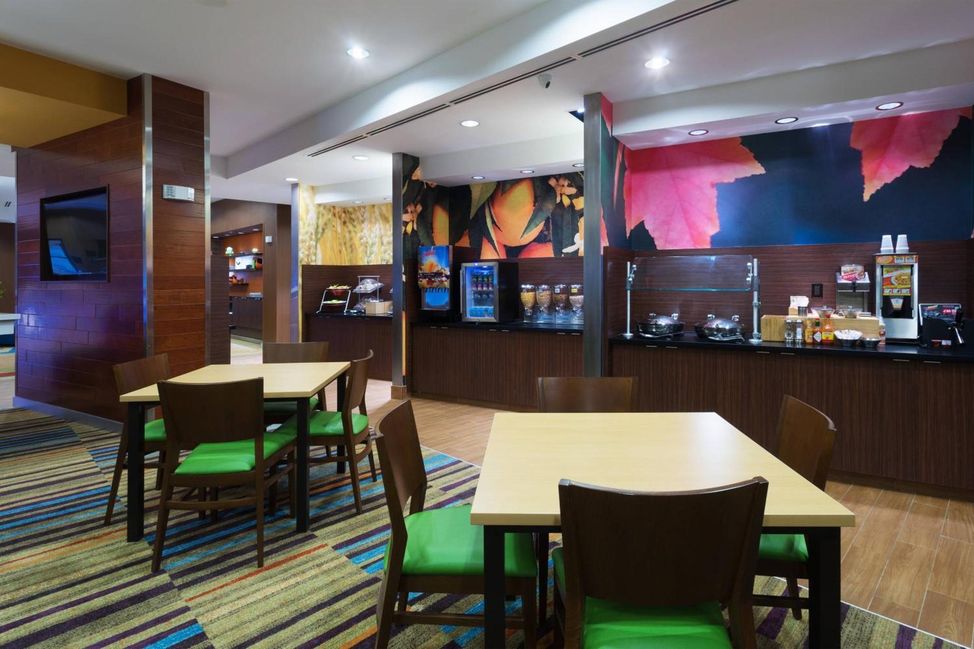 Fairfield Inn & Suites By Marriott Форт-Стоктон Экстерьер фото