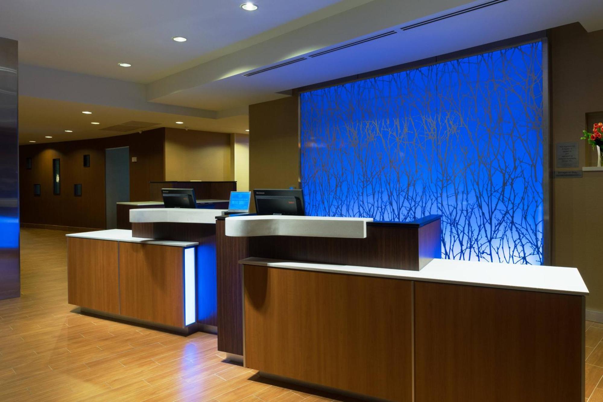 Fairfield Inn & Suites By Marriott Форт-Стоктон Экстерьер фото