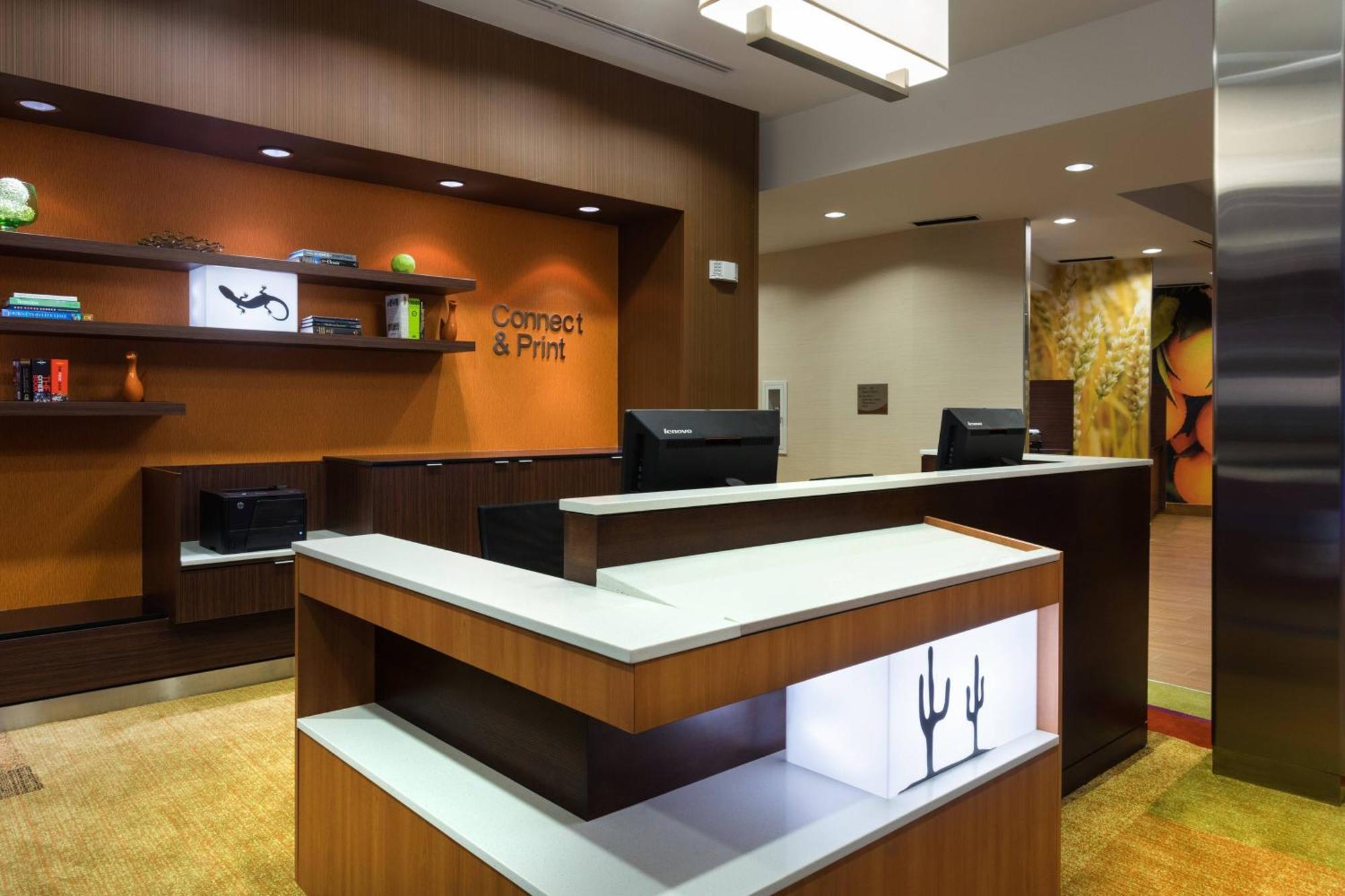 Fairfield Inn & Suites By Marriott Форт-Стоктон Экстерьер фото
