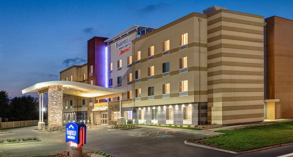 Fairfield Inn & Suites By Marriott Форт-Стоктон Экстерьер фото